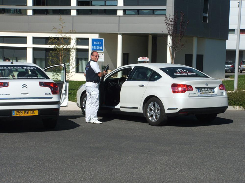 Service Taxi Tallard